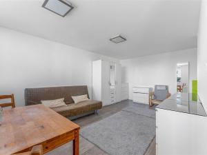 Prodej bytu 1+kk, Praha, Červenkova, 34 m2
