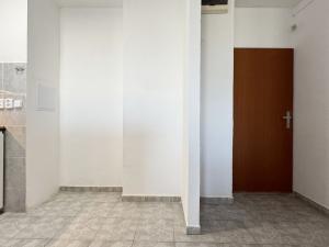 Pronájem bytu 2+kk, Kladno - Kročehlavy, Holandská, 40 m2