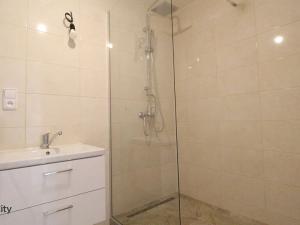 Prodej bytu 3+1, Praha - Horní Měcholupy, Livornská, 78 m2