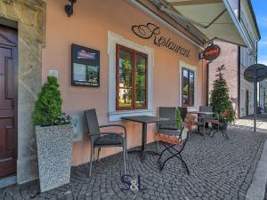 Pronájem restaurace, Nový Bor, nám. Míru, 100 m2