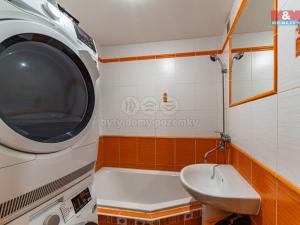 Prodej bytu 2+1, Mariánské Lázně - Úšovice, Podhorská, 68 m2