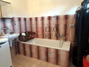 Prodej pozemku pro bydlení, Újezdec, 104 m2