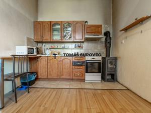 Prodej obchodního prostoru, Vizovice, Palackého Nám., 100 m2