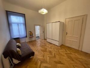 Pronájem bytu 4+1, Praha - Smíchov, Na bělidle, 109 m2