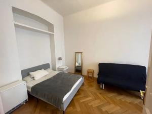 Pronájem bytu 4+1, Praha - Smíchov, Na bělidle, 109 m2