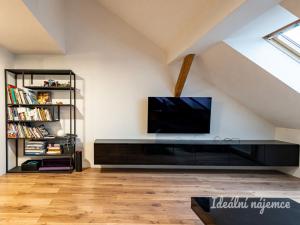 Pronájem bytu 3+kk, Praha - Smíchov, Na Zatlance, 128 m2