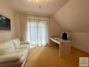 Pronájem rodinného domu, Karlovy Vary, Slovenská, 170 m2