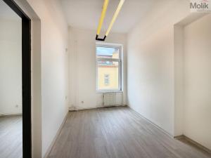Pronájem kanceláře, Teplice - Trnovany, Československých legií, 34 m2