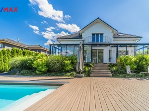 Prodej rodinného domu, Šestajovice, Myslivečkova, 389 m2