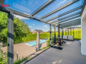 Prodej rodinného domu, Šestajovice, Myslivečkova, 389 m2