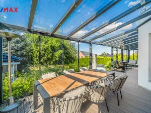 Prodej rodinného domu, Šestajovice, Myslivečkova, 389 m2