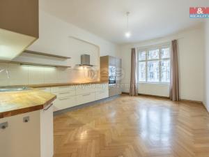 Prodej bytu 3+kk, Praha - Bubeneč, Čechova, 97 m2