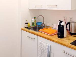 Prodej bytu 3+kk, Praha, Prouzova, 83 m2