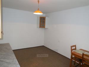 Pronájem bytu 1+kk, Český Krumlov - Nádražní Předměstí, Vyšehrad, 27 m2