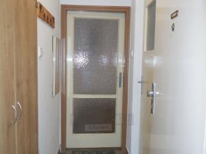 Pronájem bytu 1+kk, Český Krumlov - Nádražní Předměstí, Vyšehrad, 27 m2