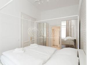 Pronájem bytu 2+kk, Praha, Na Poříčí, 55 m2
