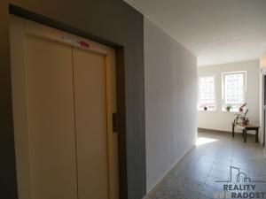 Prodej bytu 1+1, Hradec Králové, třída Edvarda Beneše, 42 m2