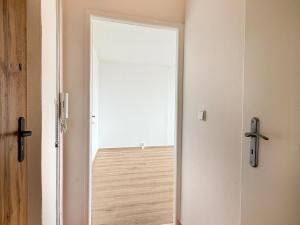 Pronájem bytu 1+1, Litvínov - Horní Litvínov, Valdštejnská, 34 m2