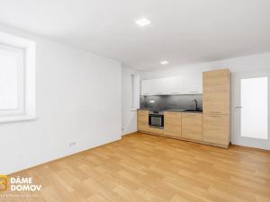 Prodej bytu 2+kk, Zlín, 85 m2