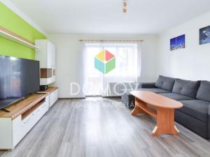Pronájem bytu 3+kk, Králův Dvůr, Pod Hájem, 57 m2