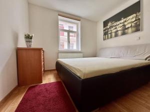 Pronájem bytu 2+kk, Praha - Holešovice, Milady Horákové, 57 m2