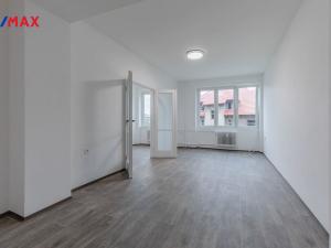 Pronájem bytu 3+1, Litvínov - Horní Litvínov, Podkrušnohorská, 63 m2