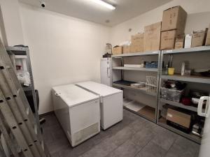 Pronájem obchodního prostoru, Kolín, 119 m2