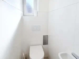 Pronájem bytu 2+kk, Praha - Podolí, Levá, 45 m2
