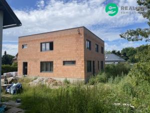 Prodej bytu 3+kk, Praha - Újezd nad Lesy, Lišická, 73 m2
