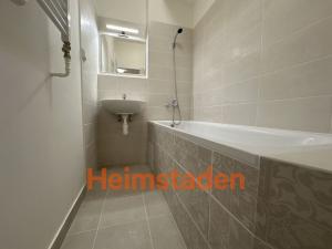 Pronájem bytu 3+1, Ostrava - Poruba, Čs. exilu, 73 m2