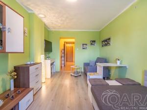 Prodej bytu 1+kk, Praha - Točná, náměstí Antonína Pecáka, 29 m2