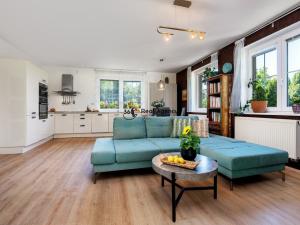 Prodej rodinného domu, Sulice - Hlubočinka, U Lesa, 245 m2
