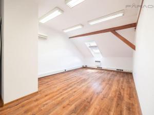 Pronájem bytu 3+1, Praha - Smíchov, Kováků, 94 m2