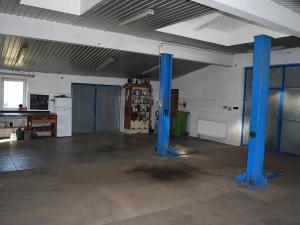 Prodej komerční nemovitosti, Přehořov, 830 m2