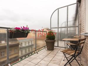 Pronájem bytu 1+kk, Praha - Nové Město, Opletalova, 23 m2