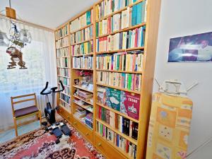Prodej bytu 4+1, Praha - Řepy, Španielova, 96 m2