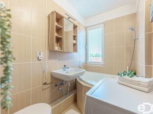 Prodej bytu 3+1, Hradec Králové - Slezské Předměstí, Ječná, 56 m2