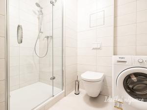Pronájem bytu 1+kk, Praha - Letňany, Chlebovická, 33 m2