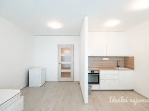 Pronájem bytu 1+kk, Praha - Letňany, Chlebovická, 33 m2