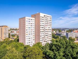 Pronájem bytu 2+kk, Praha - Kobylisy, Kyselova, 60 m2