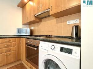 Pronájem bytu 1+1, Třebíč, Obránců míru, 32 m2