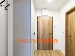 Pronájem bytu 1+kk, Praha - Holešovice, Vrbenského, 39 m2