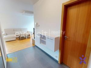 Pronájem bytu 2+kk, Zlín, Partyzánská, 70 m2