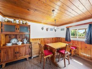 Prodej chaty, Arnoltice, 55 m2
