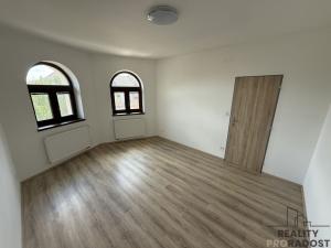 Pronájem bytu 2+kk, Břeclav, Na Valtické, 55 m2