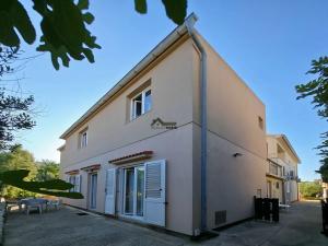 Prodej apartmánu, Pag, Chorvatsko, 165 m2