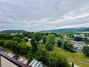 Prodej bytu 2+1, Klášterec nad Ohří - Miřetice u Klášterce nad Ohří, Královéhradecká, 64 m2