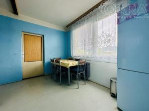 Prodej bytu 2+1, Klášterec nad Ohří - Miřetice u Klášterce nad Ohří, Královéhradecká, 64 m2