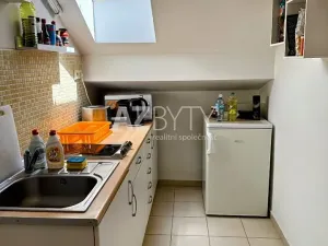 Prodej bytu 1+1, Praha - Bubeneč, Jugoslávských partyzánů, 39 m2
