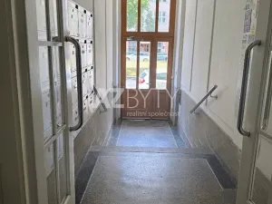 Prodej bytu 1+1, Praha - Bubeneč, Jugoslávských partyzánů, 39 m2